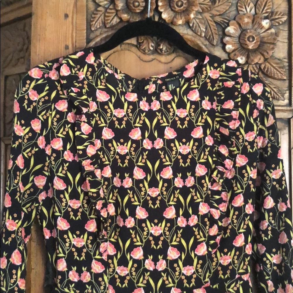 🌸 🌸Flowers crepe Mini Dress 🌸🌸